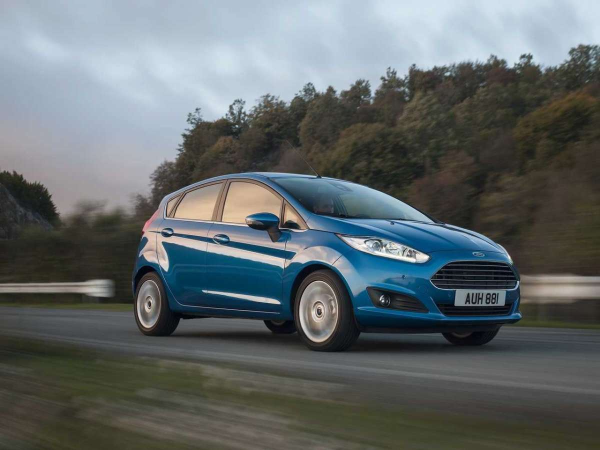 nuova-ford-fiesta-2013-vista-anteriore